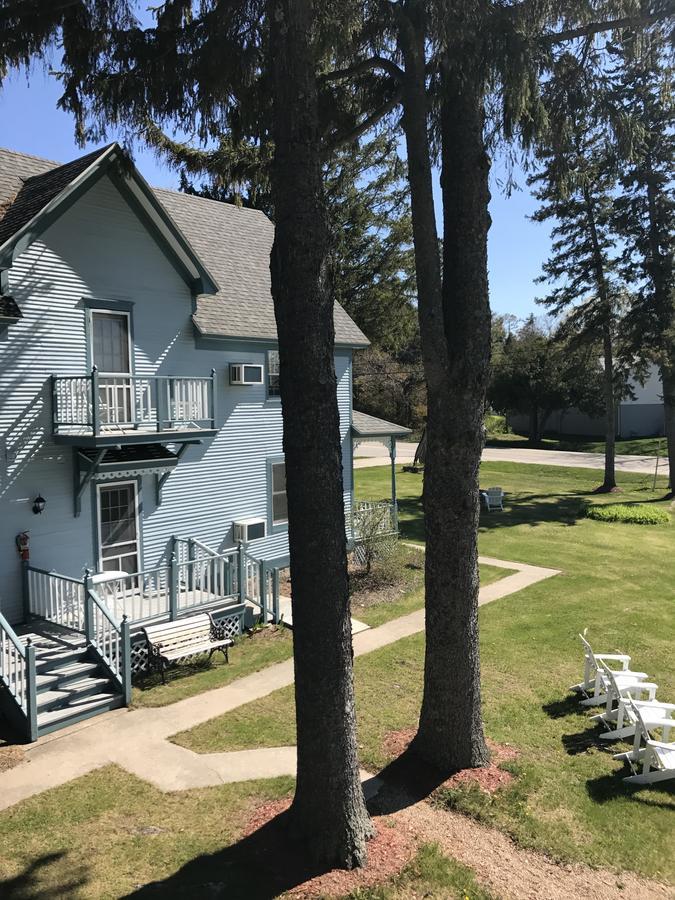 Harbor Light Inn Gills Rock Exterior foto